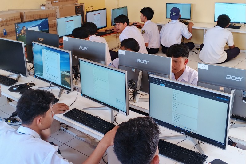Pelaksanaan Ujian Placement Test SMK Almadani Tahun Ajaran 2025/2026