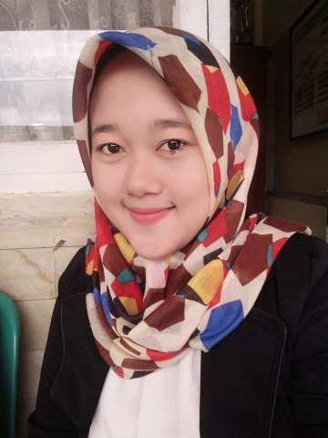 Vini Fitriyani, S.Hum