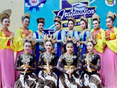 Gebyar Kreasi Al-Madani